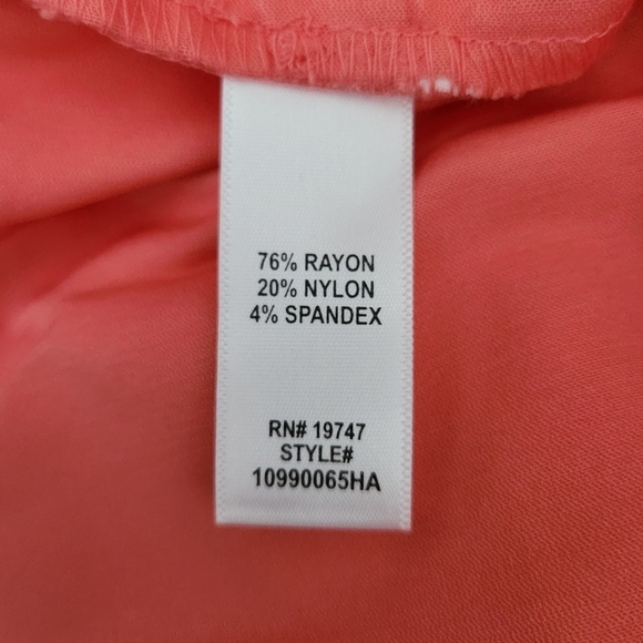 Counterparts Luxe Stretch Crop Mid Rise Pants. Coral Ice. Size Large. - Picture 8 of 10